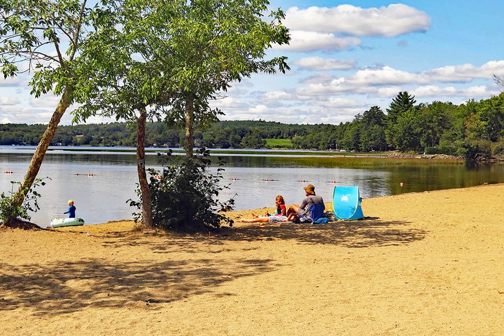 Damariscotta Lake