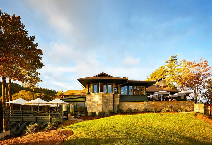 Photo Source: Skyline Lodge