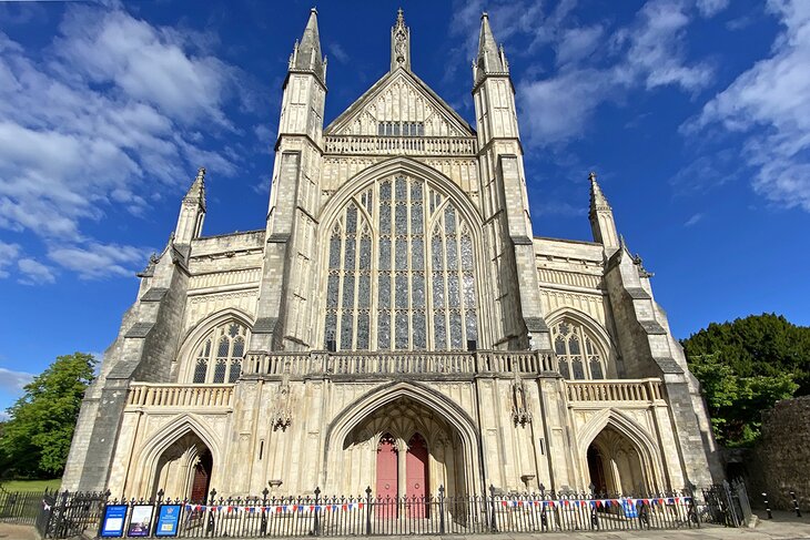 tourist attractions in winchester england