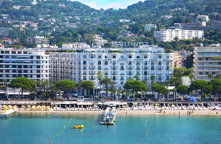 Photo Source: Hôtel Martinez