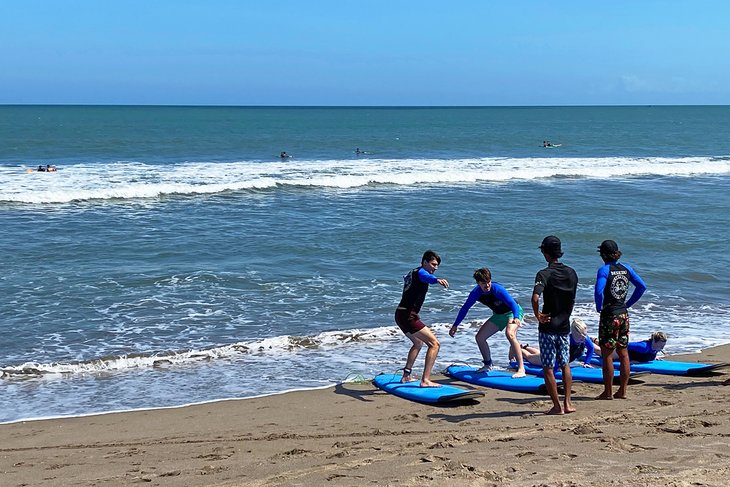 Surf lessons in Canggu