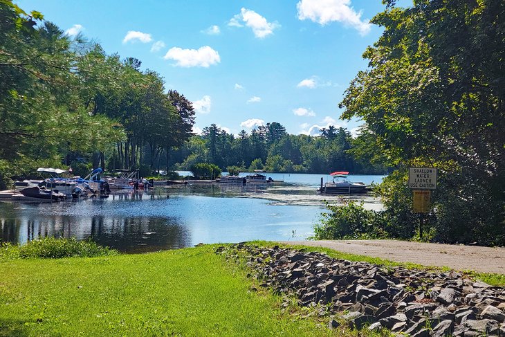 Boat launch at Lake Cobbosseecontee