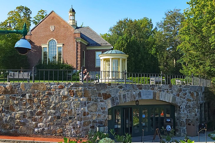 Camden Public Library