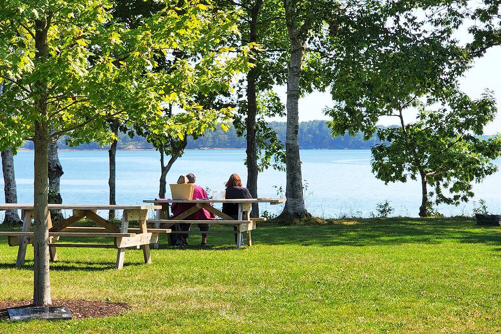 Picnic with a view at Winslow Memorial Park | Photo Copyright: Lura R Seavey