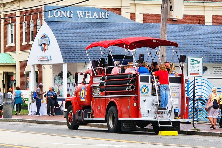 Vintage fire engine tour of Portland