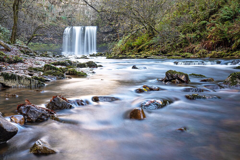 Sgwd-yr-Eira along the Four Waterfalls Walk