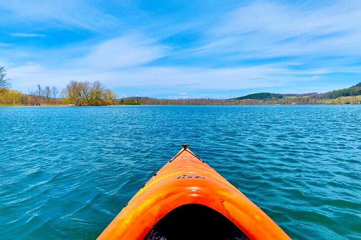 Kayaking on Otsego Lake