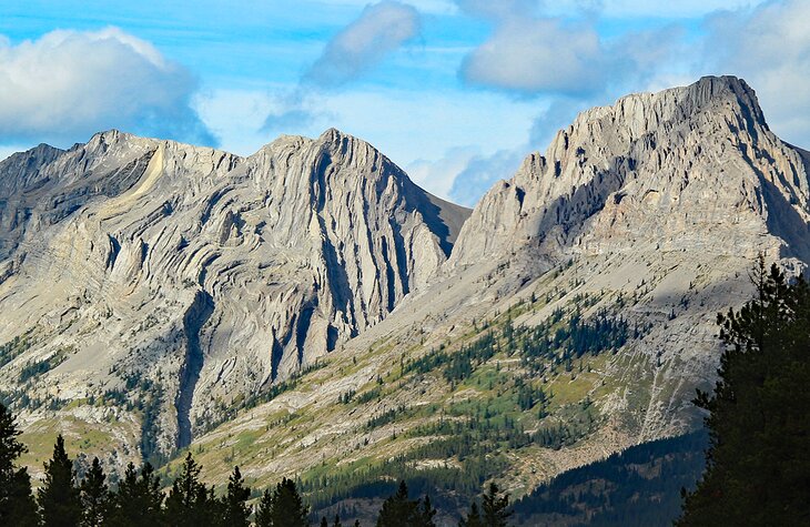 Mountain scenery in Kananaskis Country