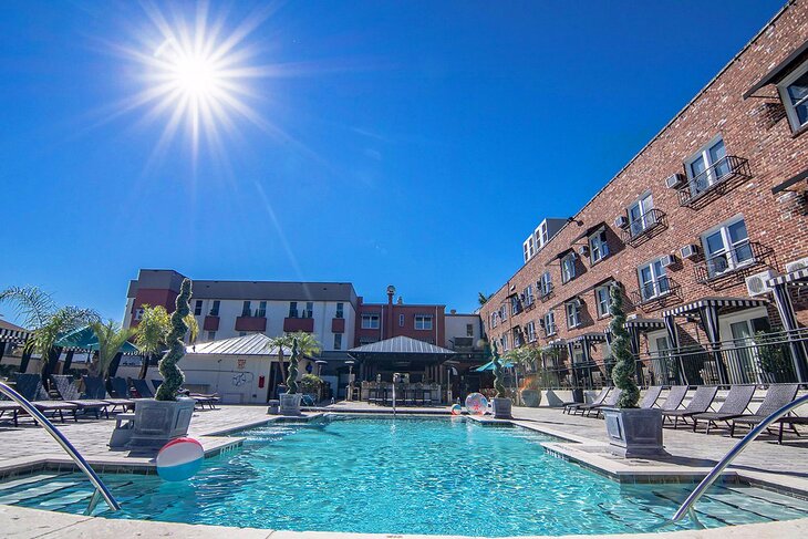 Photo Source: Hollander Hotel