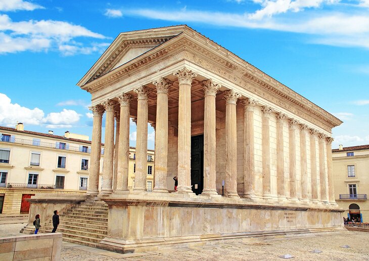 Maison Carrée