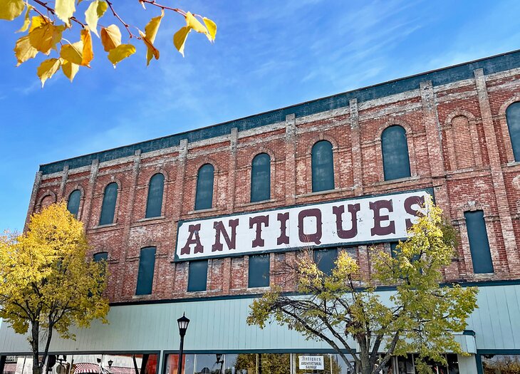 Bay City Antique Center