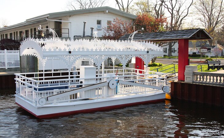 Saugatuck Chain Ferry