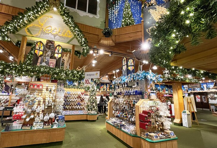 Bronner's Christmas Wonderland in Frankenmuth