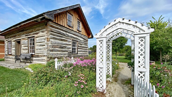 Creemore Log Cabin