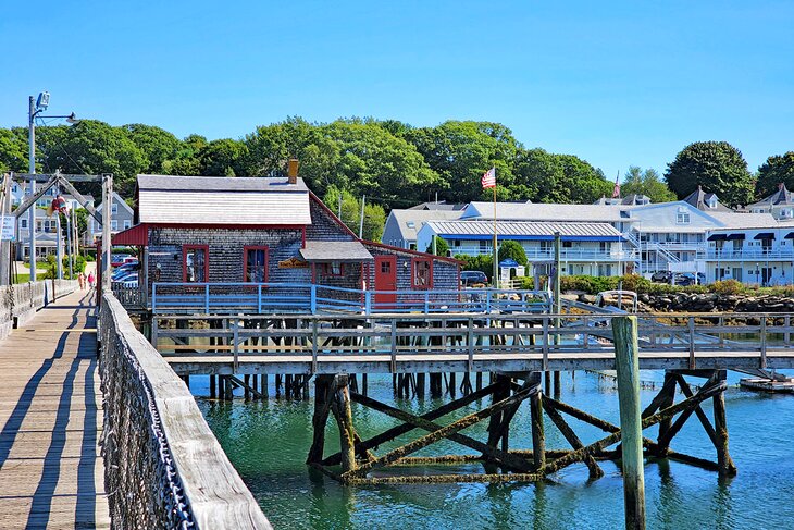 Boothbay Harbor debates plans to save historic footbridge