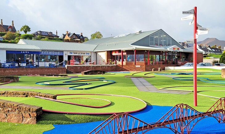 Shops in Brodick