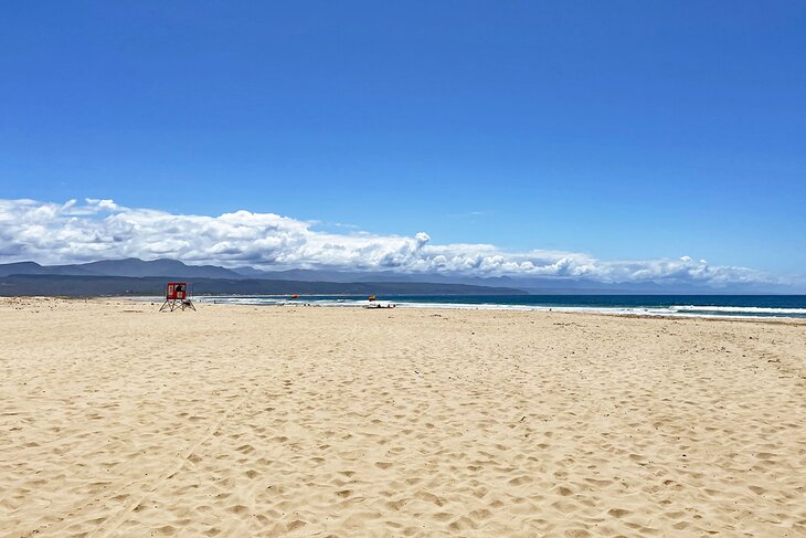 Lookout Beach