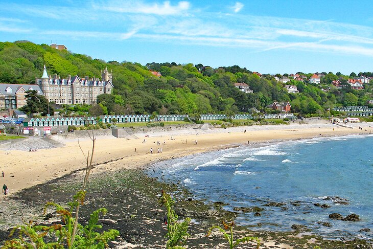 Llangland Bay Beach