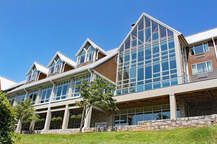 Photo Source: Amicalola Falls Lodge