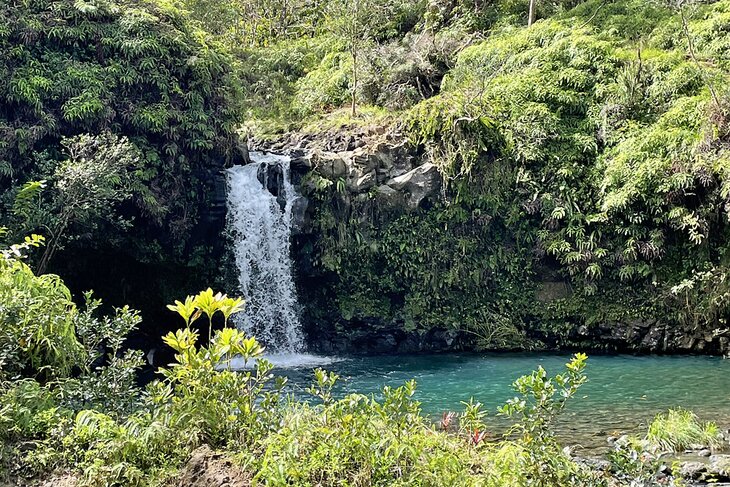 Pua'a Ka'a Falls 