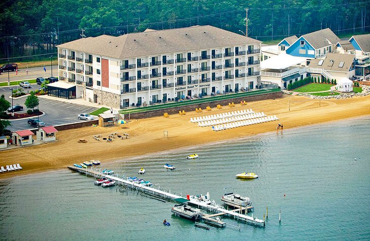 Photo Source: Parkshore Resort