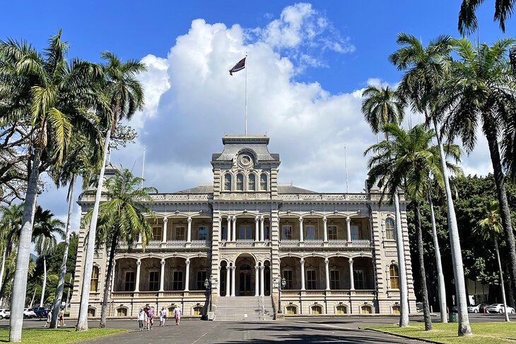 Iolani Palace