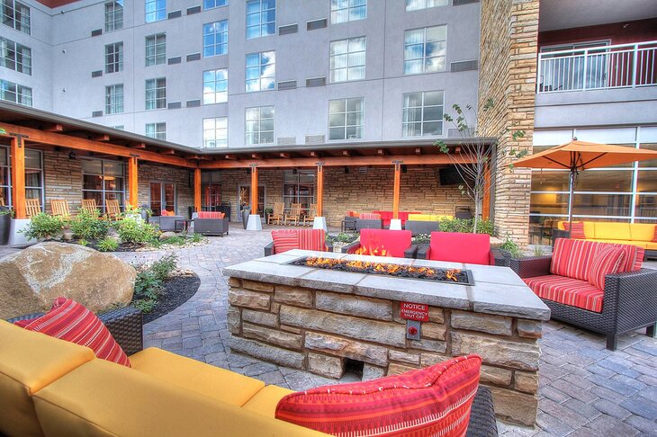 Photo Source: Courtyard by Marriott Gatlinburg Downtown