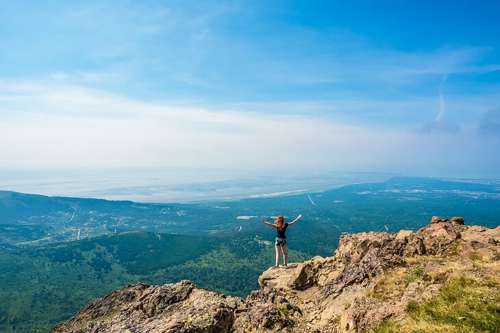 Overlook on the Flattop Mountain Trail