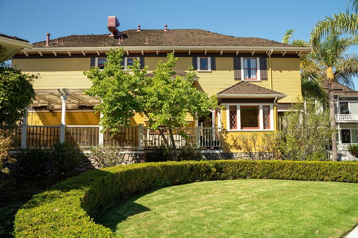 Home in Heritage Square