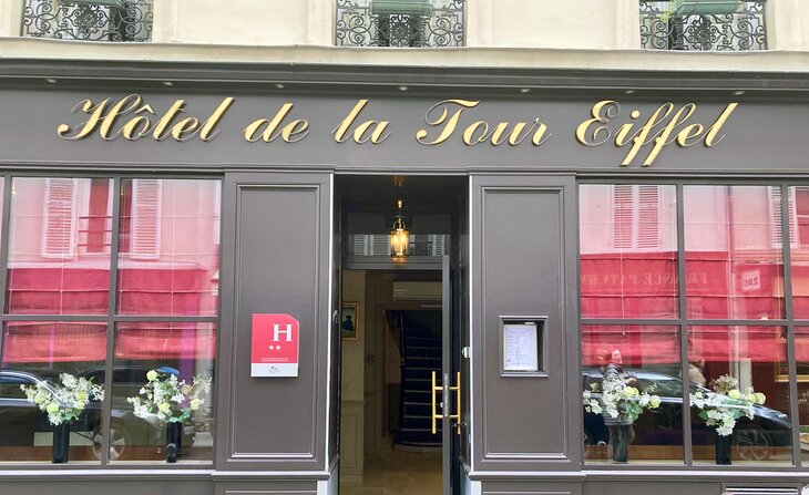 Hotel in the 7th arrondissement near the Eiffel Tower