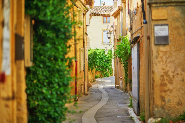 Pedestrian street in the village of Lourmarin