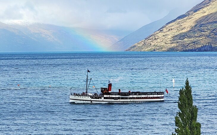 TSS Earnslaw on Lake Wakatipu