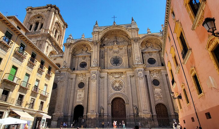 Catedral Santa María de la Encarnación from square