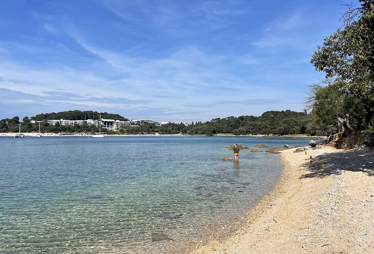 Lone Bay Beach