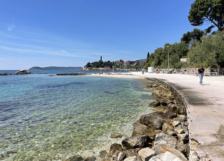 Ovčice Beach