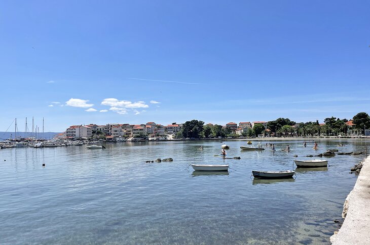 Stand up paddleboarding at Stobreč