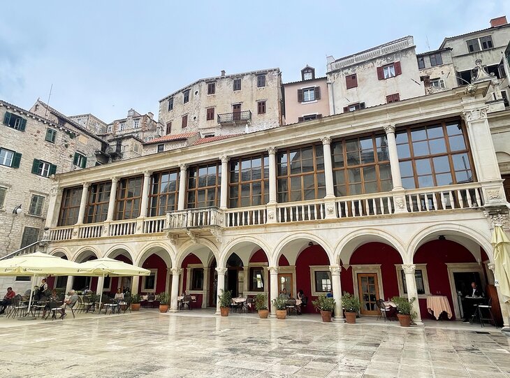 Dining in front of Old Town Hall