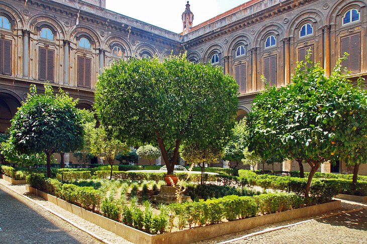 Courtyard and a fountain in the Doria Pamphili Gallery 
