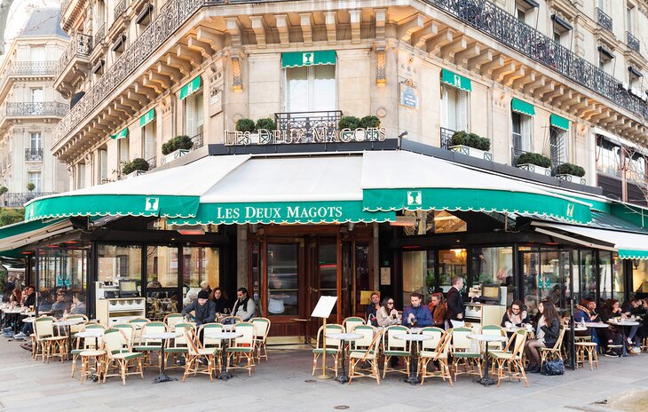 Les Deux Magots cafe