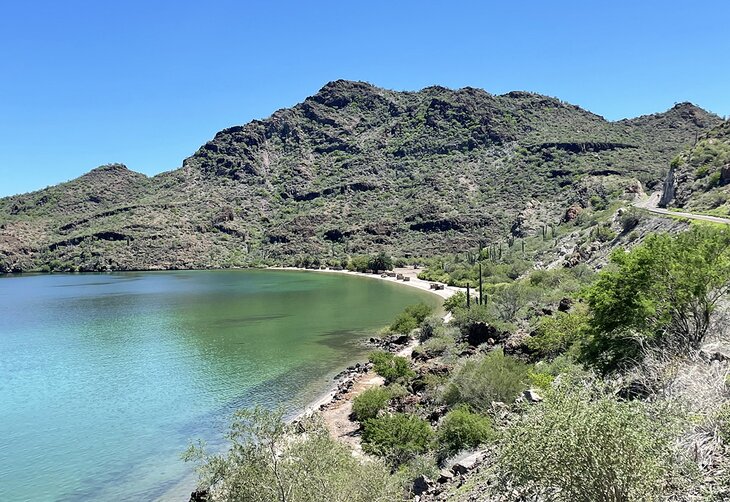 The road between Loreto and Mulege