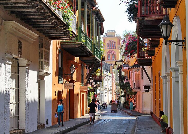 Street scene in Cartagena