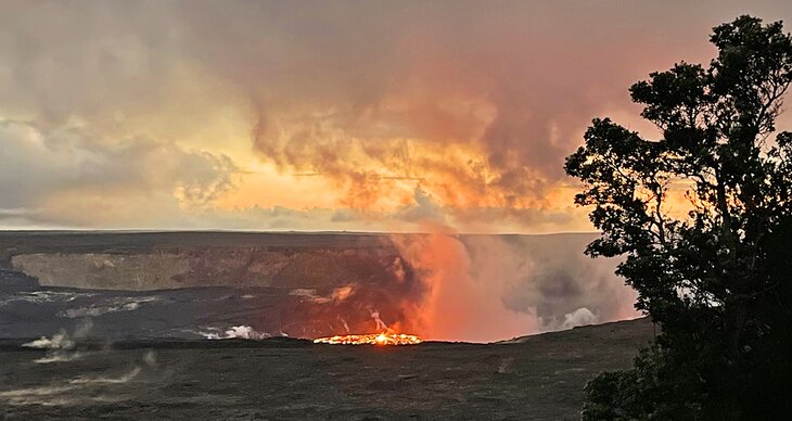 View from Uwekahuna Bluff