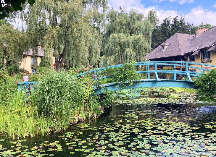 The grounds at Mirbeau Inn & Spa