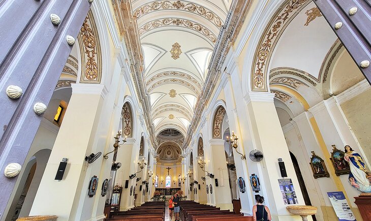 Interior of San Juan Cathedral (Catedral de San Juan) 