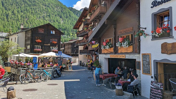 Summer street scene in Zermatt