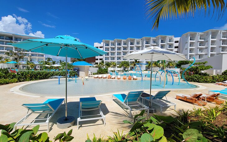 A pool at the Margaritaville Island Reserve Cap Cana Wave