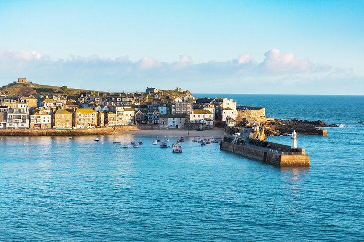 Harbour at St. Ives in winter