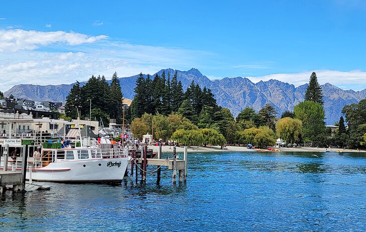 Waterfront in Queenstown