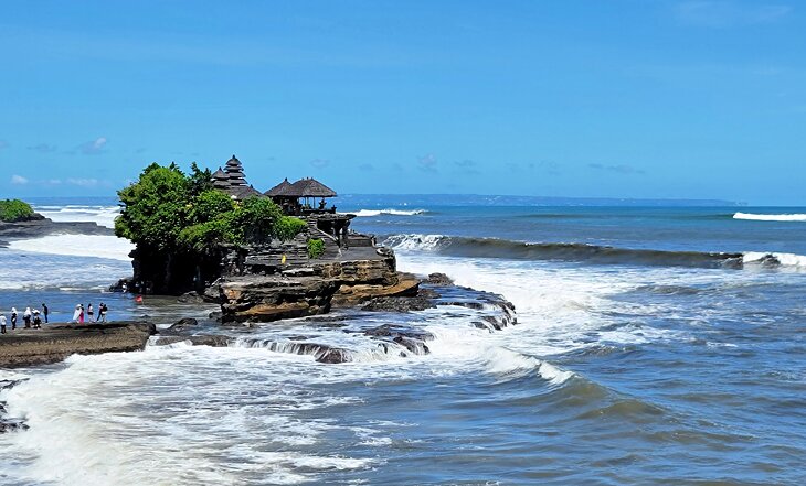 View over Pura Tanah Lot 