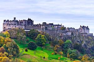 Visiting Edinburgh Castle: 9 Highlights & Tips